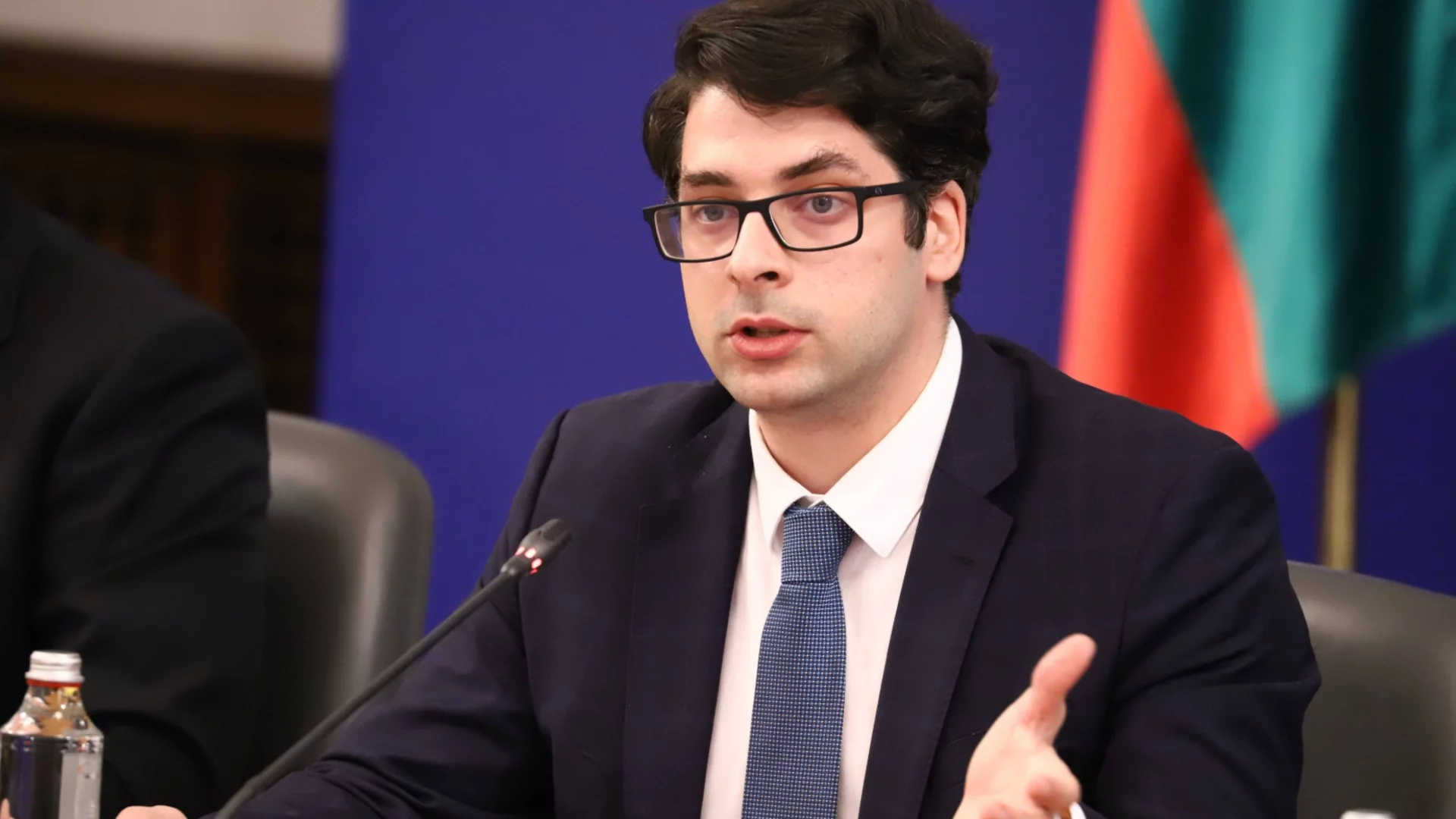 Пеканов: Не съм тръгнал да правя партия следващите дни