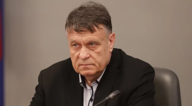 "Трябва да върнем истинския смисъл на думите": Ректорът на Софийския университет на 24 май