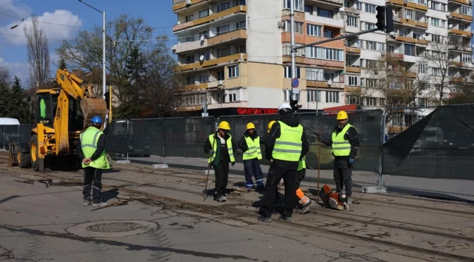 Ремонтът на бул. "Стамболийски" навлиза в нов етап