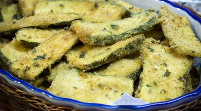 С тези панирани тиквички няма как сбъркате - хем вкусни, хем лесни