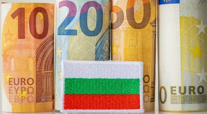 Politico разкри конвергентния доклад: България ще влезе в еврозоната на 1 януари 2026 г.