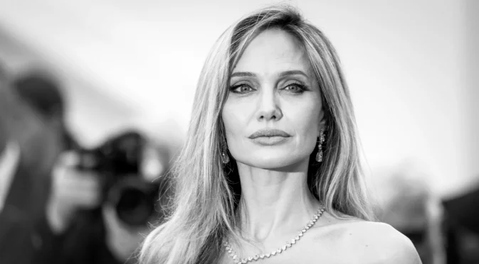Анджелина Джоли се страхува, че войната с Брад Пит ще доведе до фатална болест