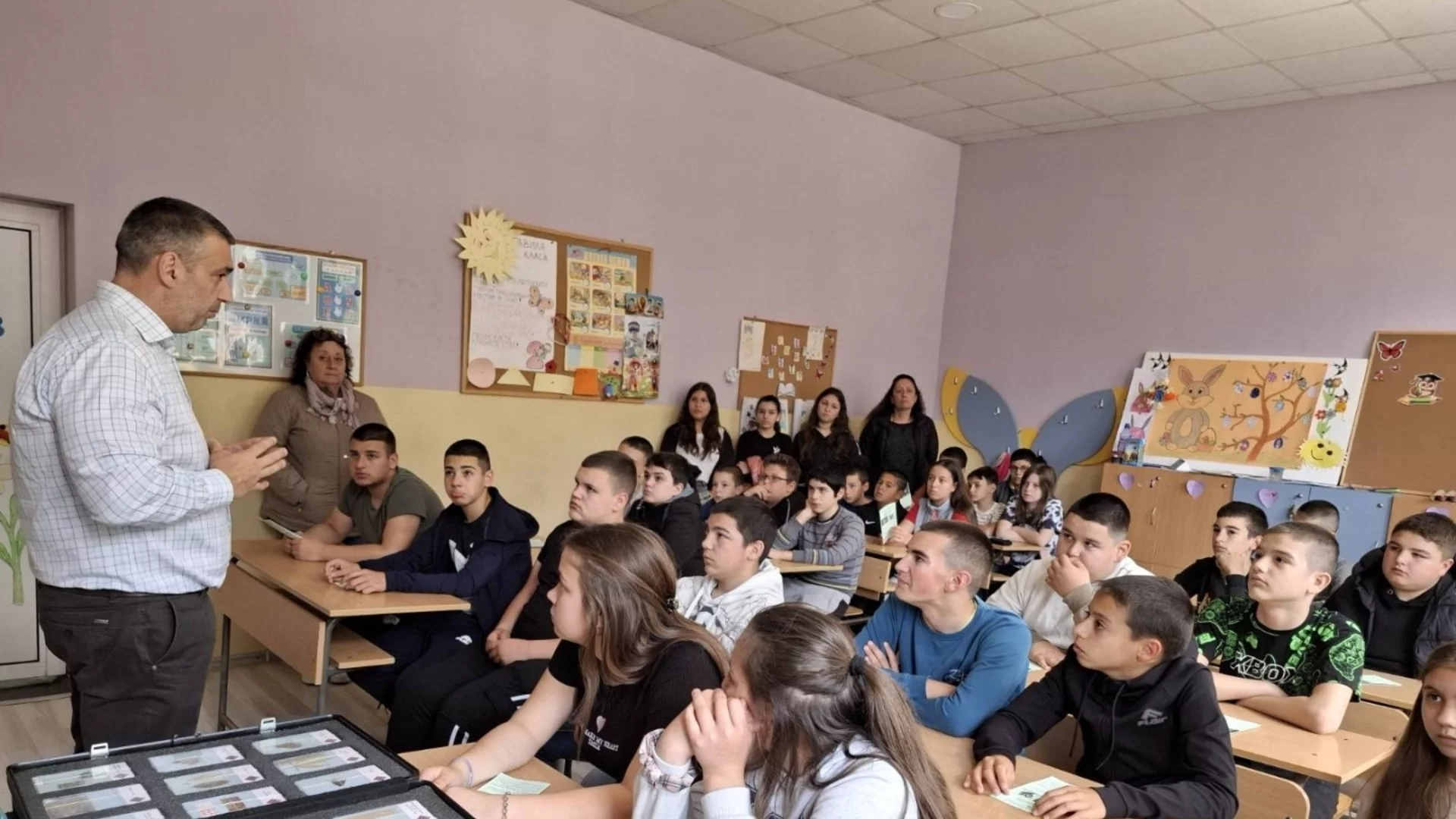 В Тетевен се проведе кампания за превенция на разпространението и употребата на наркотични вещества