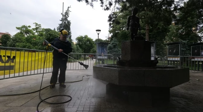Керхер почисти емблематичната чешма в градинката „Кристал“ в София