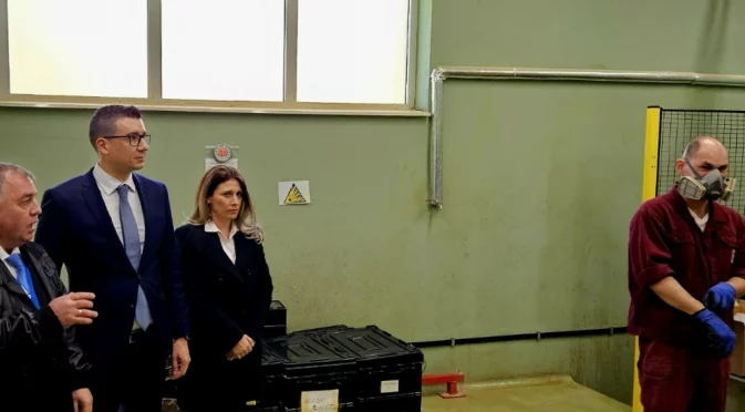Увеличават заплатите във ВМЗ - Сопот