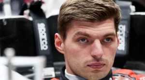 Шеф във Формула 1: Верстапен караше като таксиметров шофьор