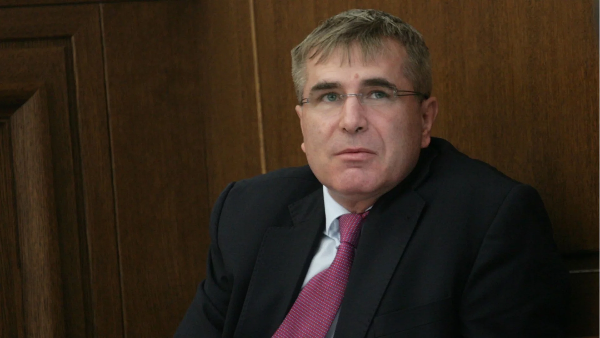 "Да, България" иска временна комисия в парламента за Христо Ковачки 