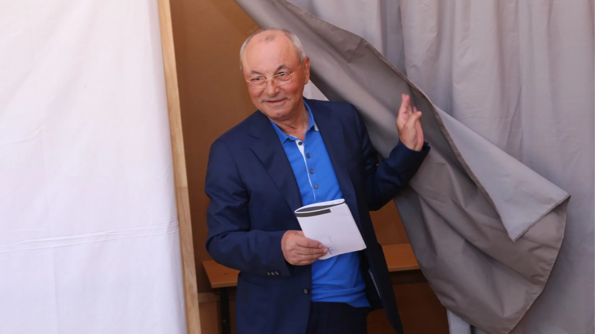 И Момчилград заби нож в гърба на Доган