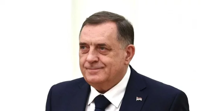 Додик: Великобритания иска да превърне Босна в сметище за мигранти