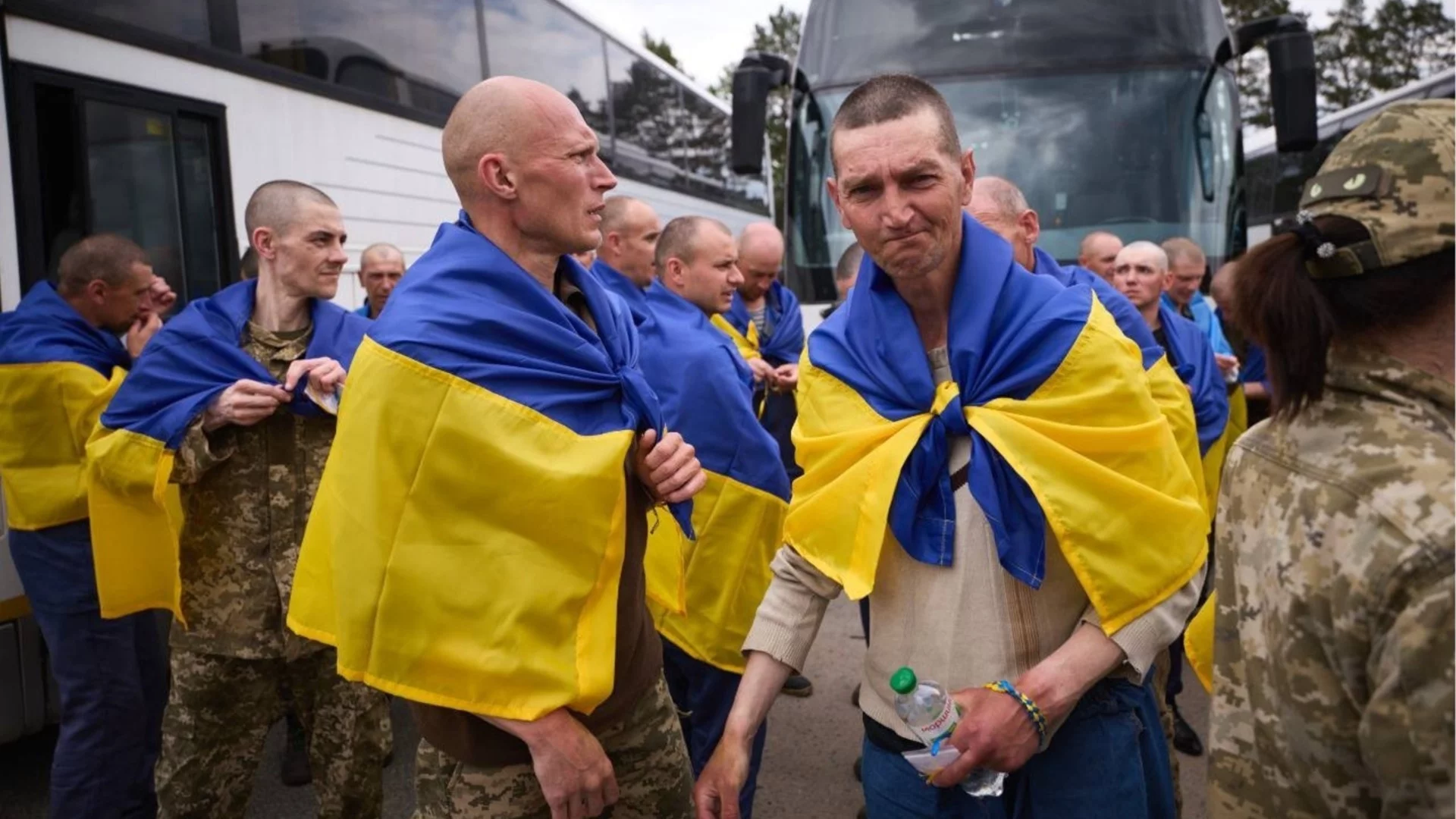 Нова размяна на военнопленници: Зеленски потвърди за поне "500 срещу 500", Русия говори за много повече