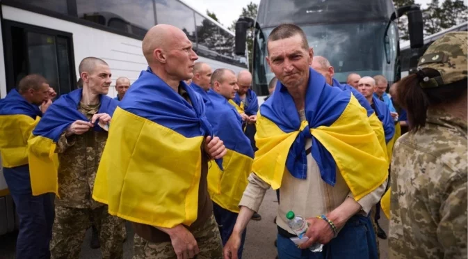 Нова размяна на военнопленници: Зеленски потвърди за поне "500 срещу 500", Русия говори за много повече