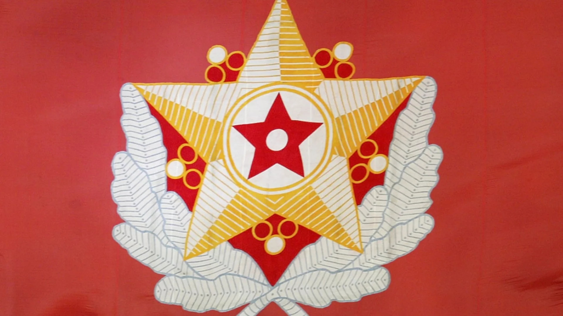 Северна Корея изправи преобърналия се военен кораб