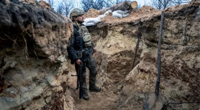 Жертвите на войната в Украйна вече са 1,4 милиона. Коя армия губи повече?