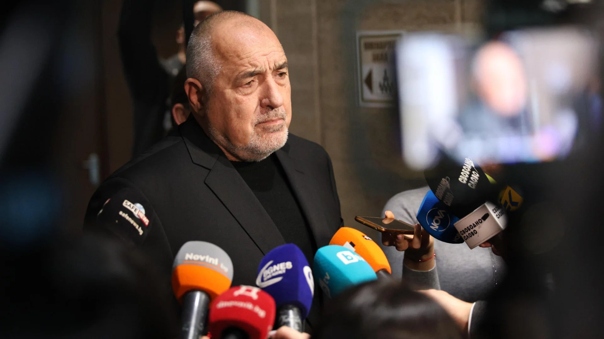 Айде да не се прави на вода ненапита като става въпрос за падане на правителства