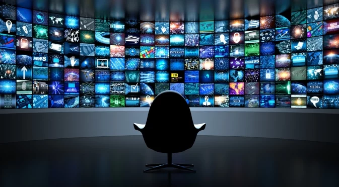 Неуместни изрази и реклама: СЕМ откри нарушения в три риалити предавания