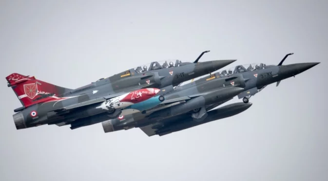 Френски изтребители Mirage 2000 подкрепиха Украйна по иновативен начин (СНИМКИ)