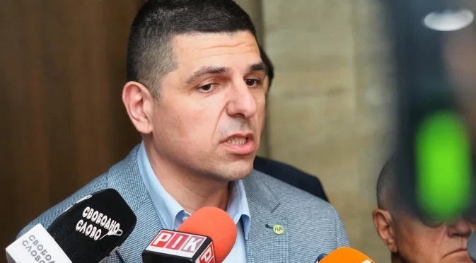 Ивайло Мирчев: Докато украинците се бият срещу окупаторите си, цончовците налитат на бой