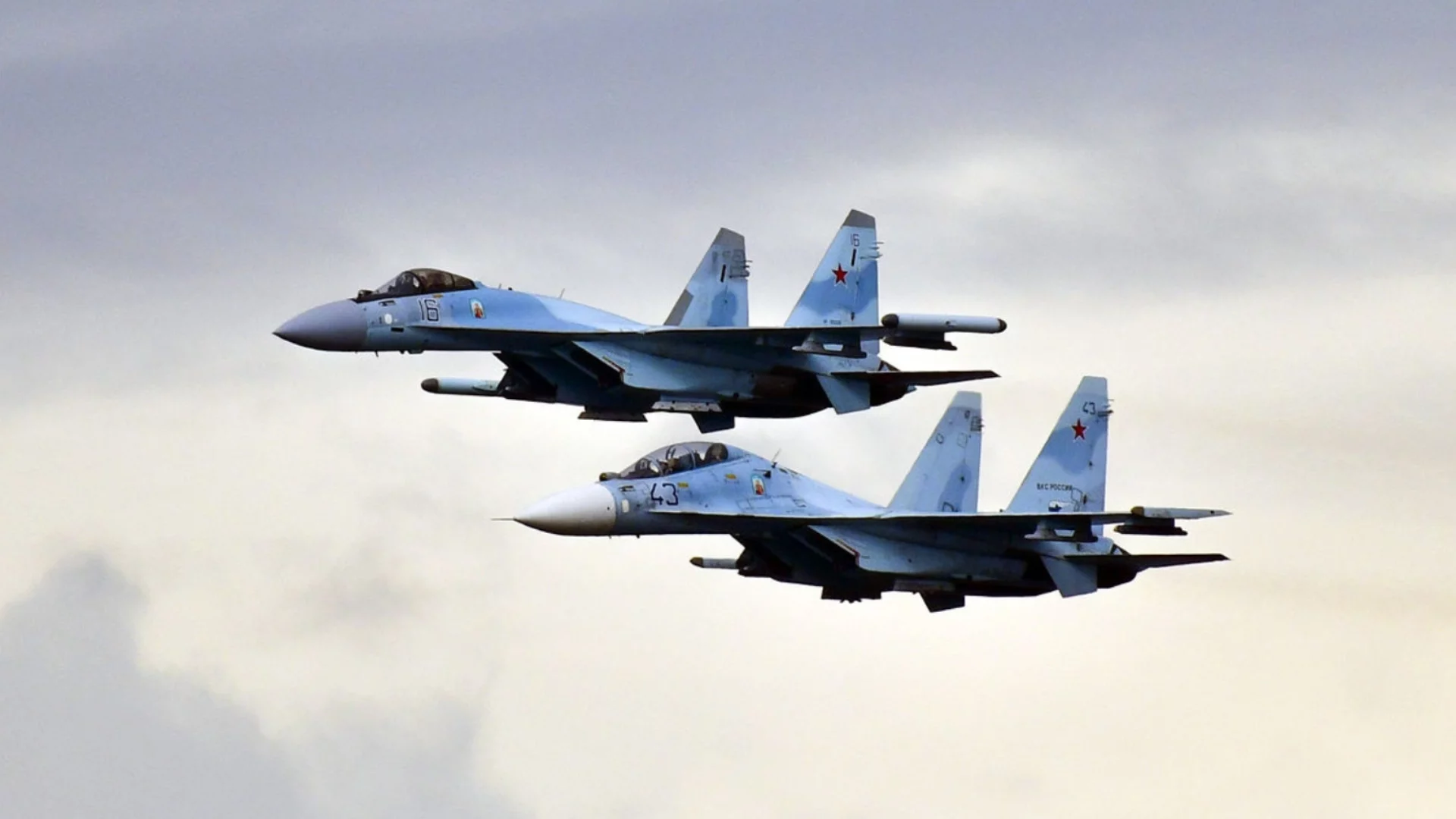 Су-35 долу: Украинските ВВС отстреляха руски еквивалент на F-16 в Курска област (ВИДЕО)