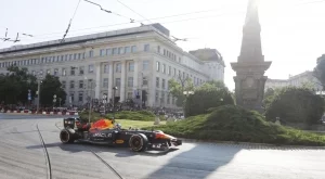 Никола Цолов подпали София! Уникално Ф1 шоу и една сбъдната мечта (ВИДЕО)