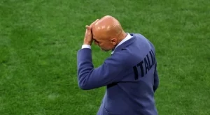 Пълен цирк в Италия: Спалети първо получи подкрепа, а след това беше уволнен!