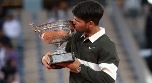 В Лувъра ли? Качете го на Олимп! Алкарас е господарят на Ролан Гарос