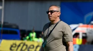 С кой ще скъса Илиан Илиев - с Черно море или националния?