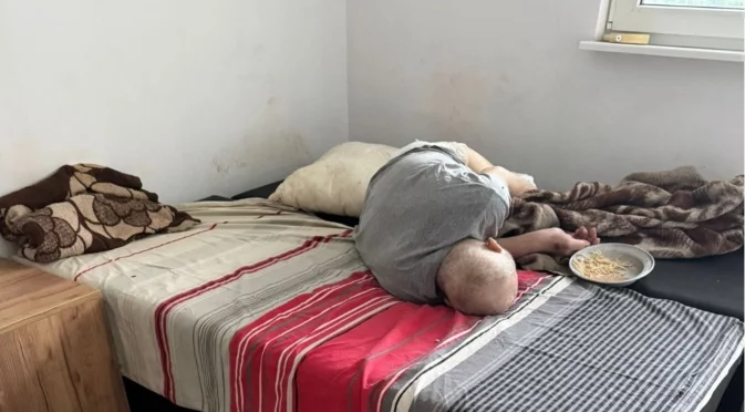Гледки като от Аушвиц: Потресаващи кадри от "домовете на ужасите" във Варна (СНИМКИ)