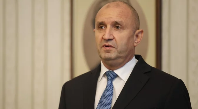 Пред CNN за еврото и Украйна: Румен Радев говори за кризи