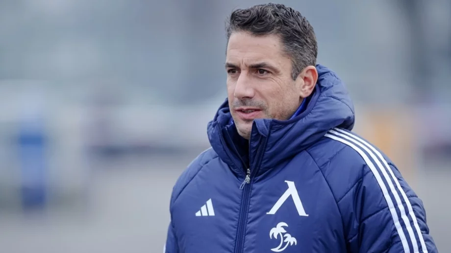 Хулио Веласкес отговори на най-горещите въпроси в Левски преди старта на подготовката