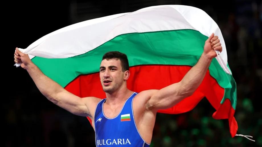 Олимпийският шампион Семен Новиков срещу депутат на държавното в Пловдив