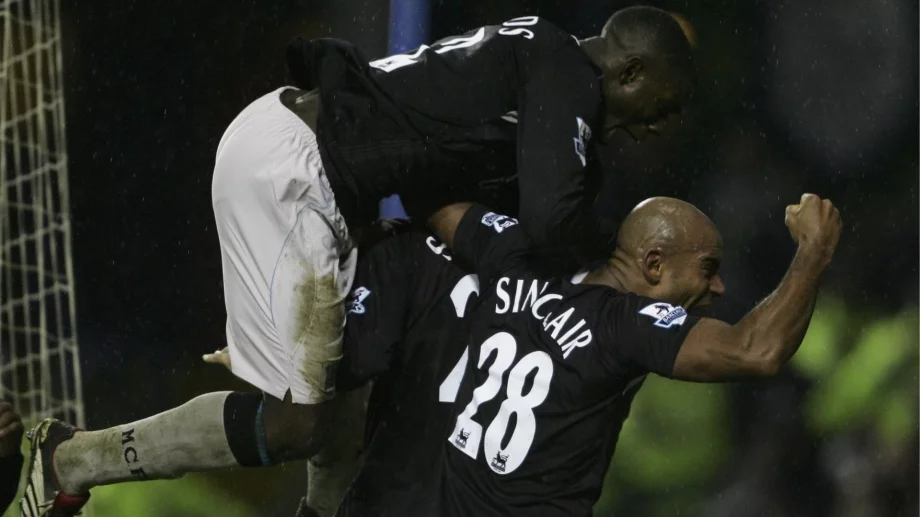 Мултимилионер с 360 мача във Висшата лига остана без пукната пара