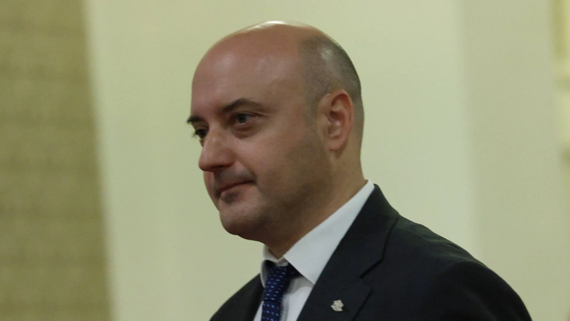 ДБ не искат да торпилират еврозоната: Атанас Славов каза ще го бъде ли вотът на недоверие
