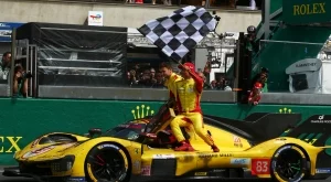 Оцеля с 1.5 литра кръв и 42 фрактури: Лекарите се бориха за живот му 7 часа! Сега печели най-трудното състезание в света