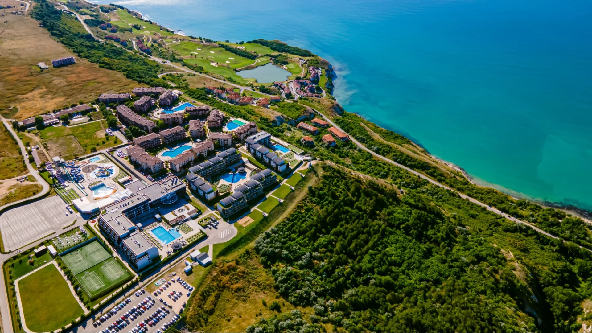 Незабравима лятна почивка в Topola Skies Resort & Aquapark