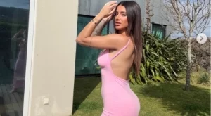 СНИМКА: Ламин Ямал си намери нова "какичка" - 12 години по-голяма от него