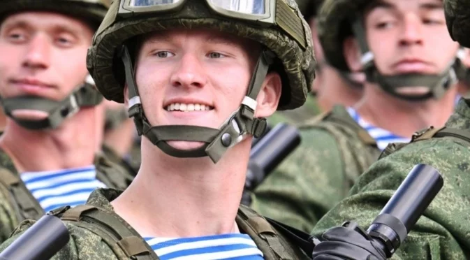 Гладните руснаци се предават масово в плен в Лиманското направление: Ядат трева, но тя горчи