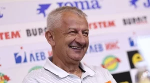 В Локо Пловдив били зле? Крушарски осъществи трансфер, който никой не очакваше 