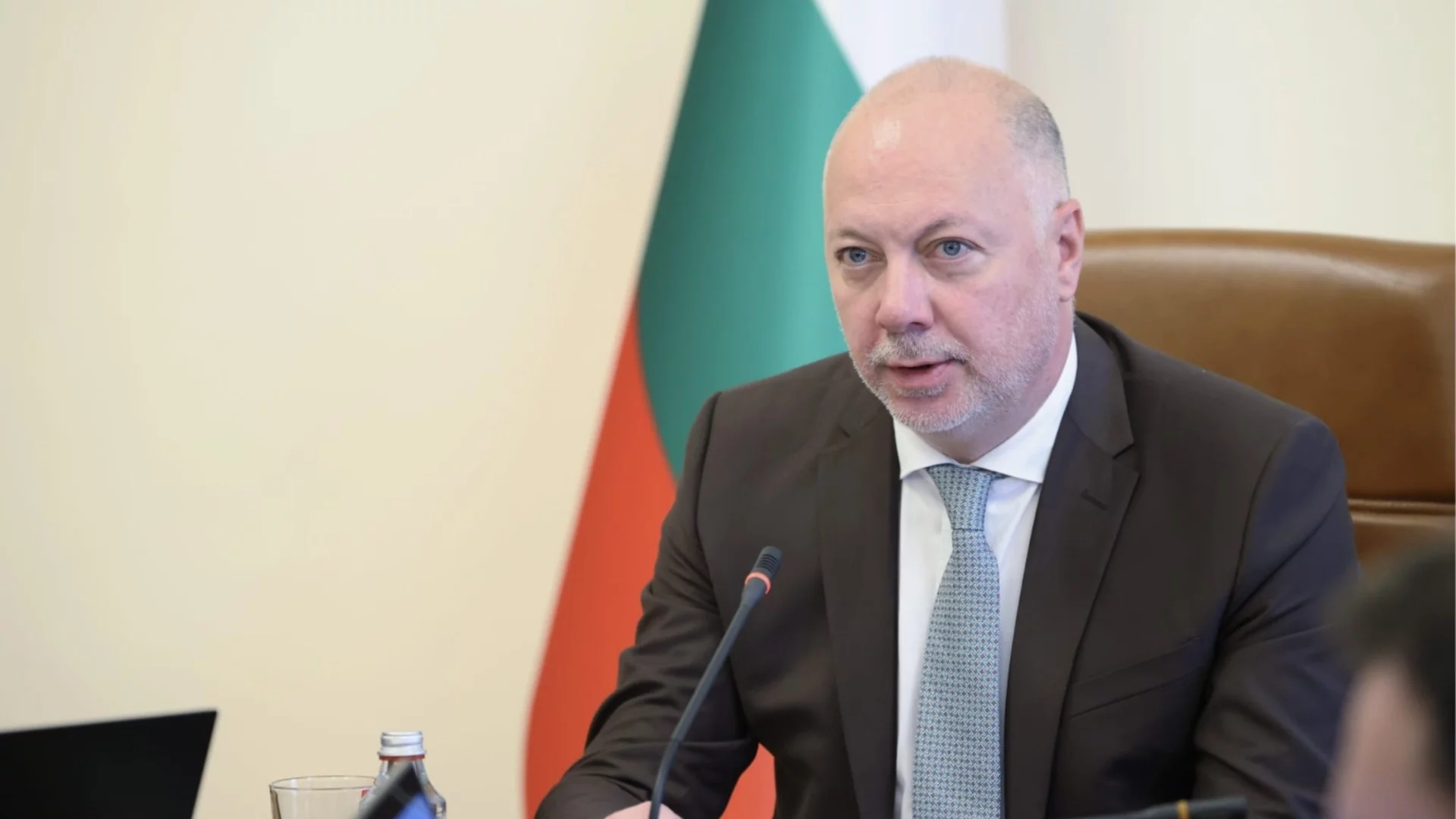 "Внимателно планирана": Желязков за евакуацията на българи от Израел