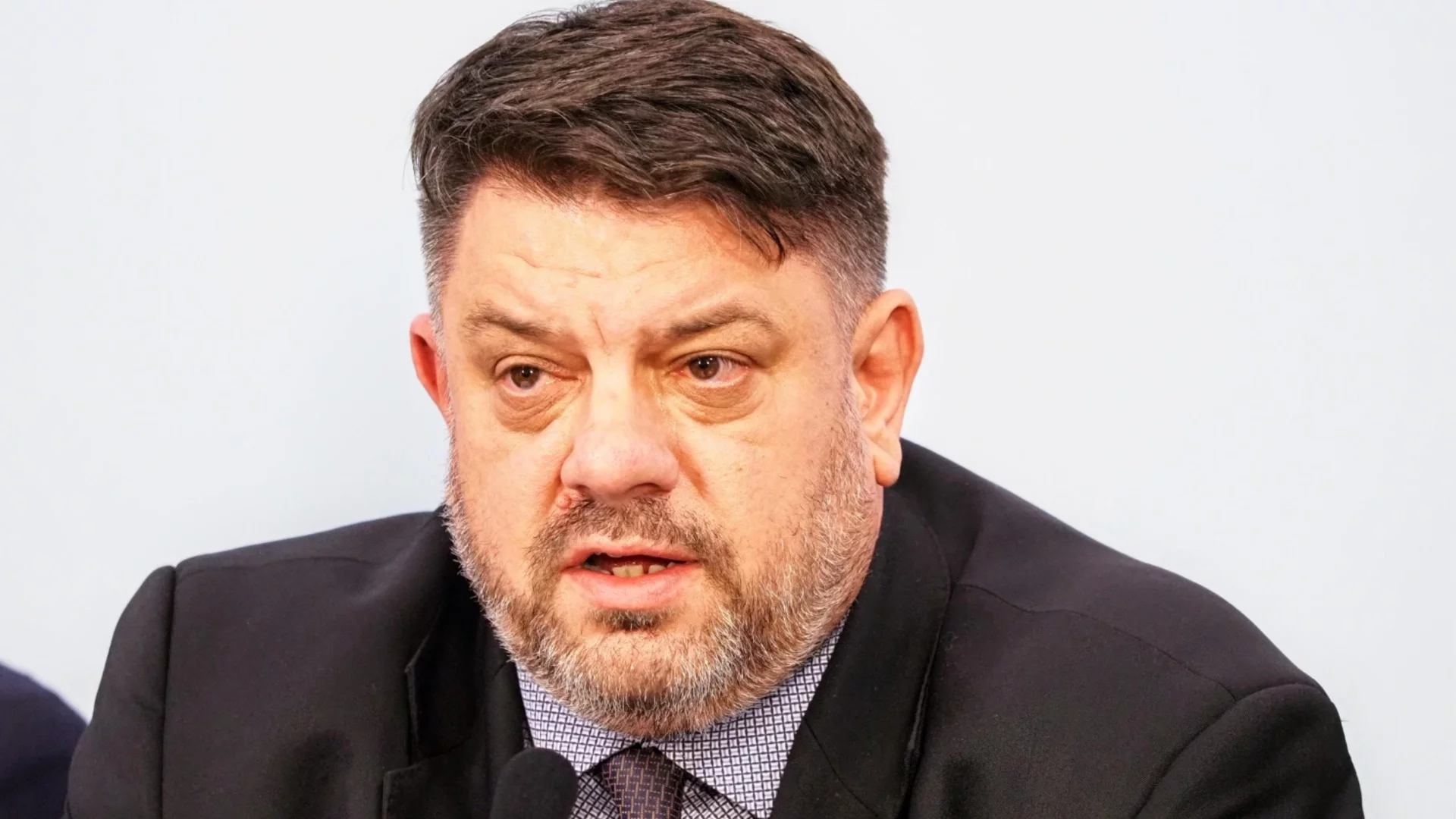 Зафиров: Радев се опитва да преформатира политическата система