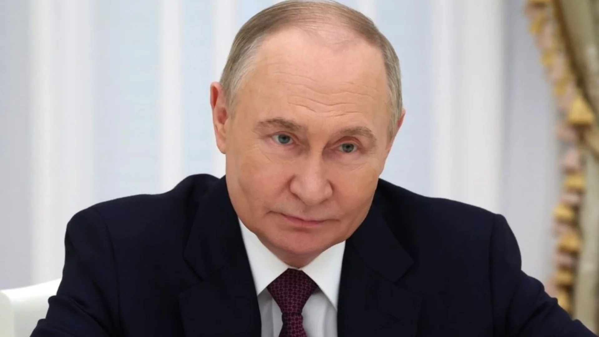 Защо ги изтребва наред: Путин смятал украинци и руснаци за един народ (ВИДЕО)