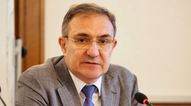 Гуцанов каза колко възрастни хора са изведени от домове