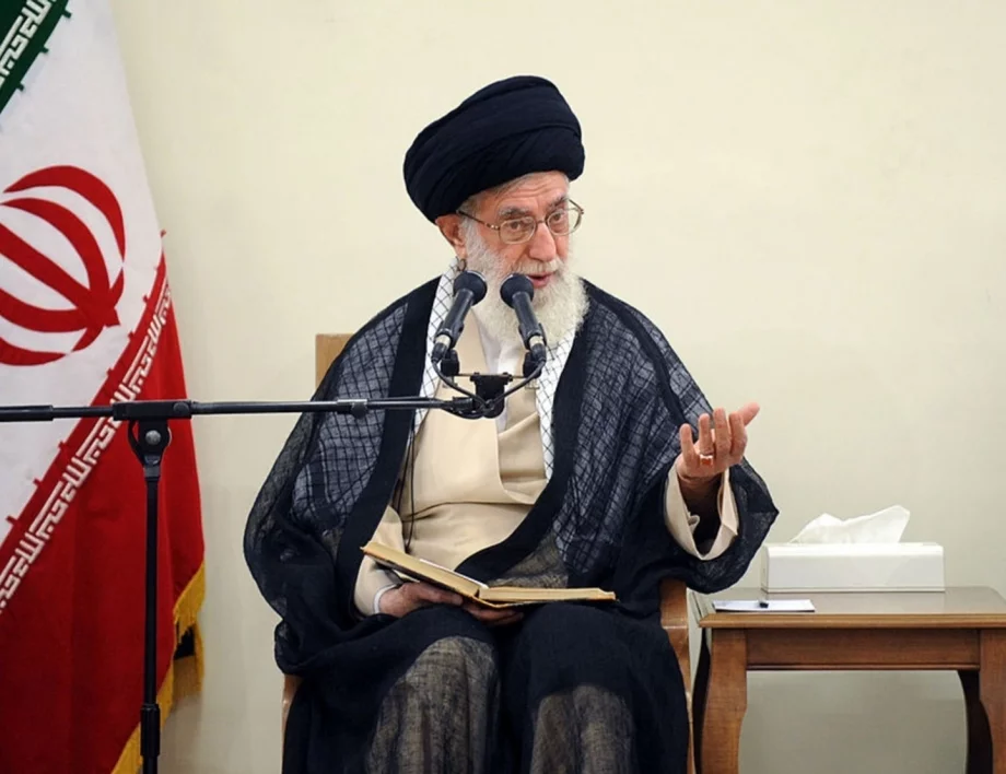 Върховният лидер на Иран е избрал кой да го наследи, ако бъде убит