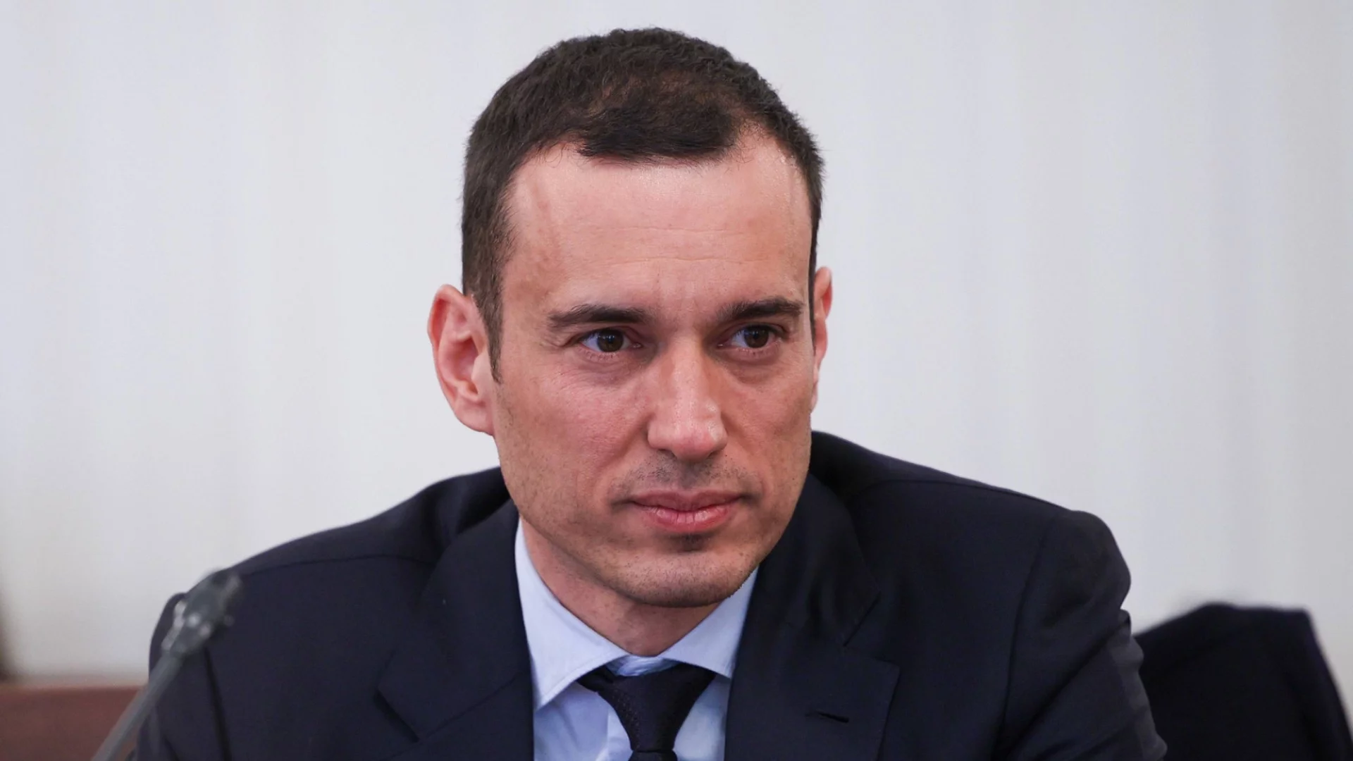 Терзиев нареди спешна проверка на обществените поръчки в "Люлин" и "Младост"