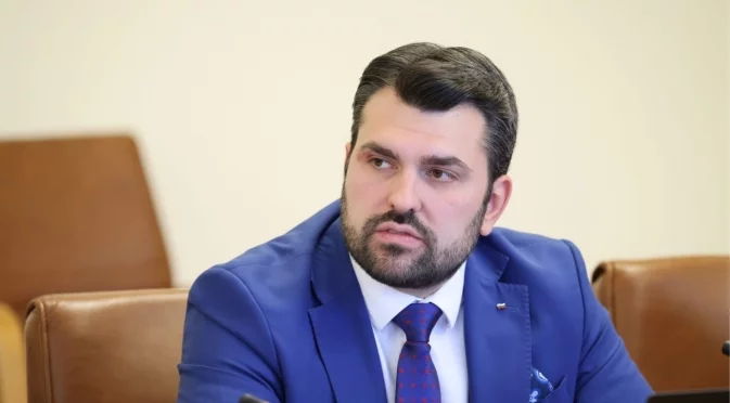 Георг Георгиев: Докладът на европарламента за РСМ не може да повлияе на решението от 2022 година