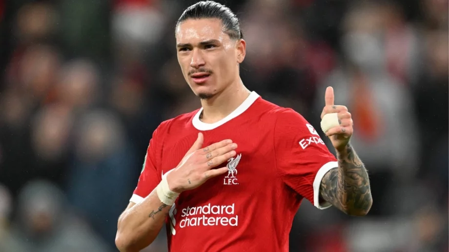 Европейски гранд не спира да ухажва Дарвин Нунес от Ливърпул