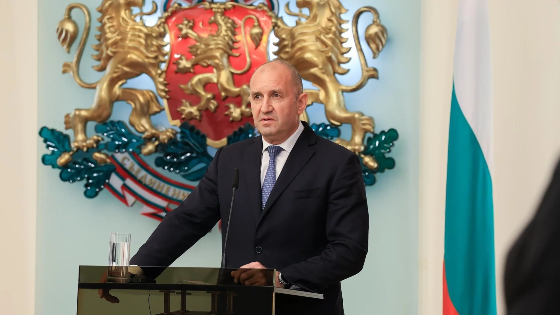 Правата на българите в РСМ не могат да бъдат обект на политически договорки: Радев с писмо до европейските лидери