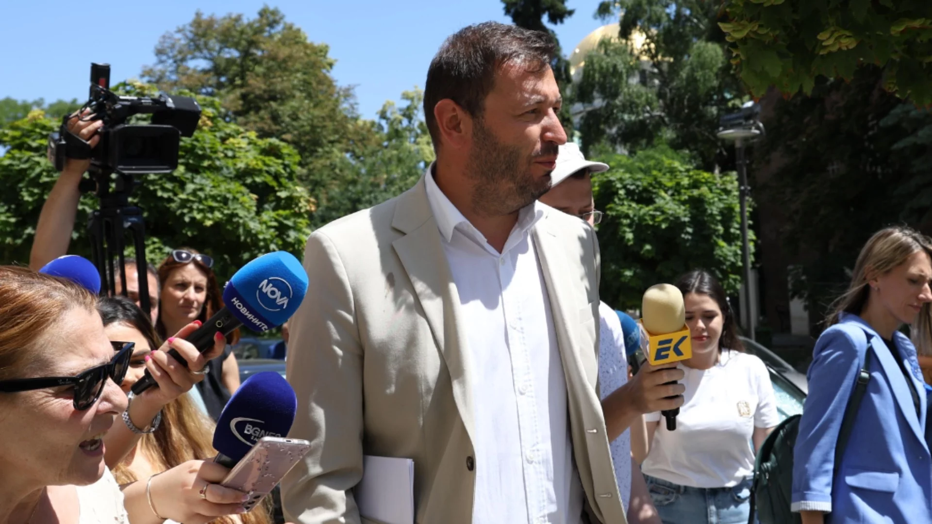 След обиските в Столична община: Четирима с обвинения, Барбутов е сред тях