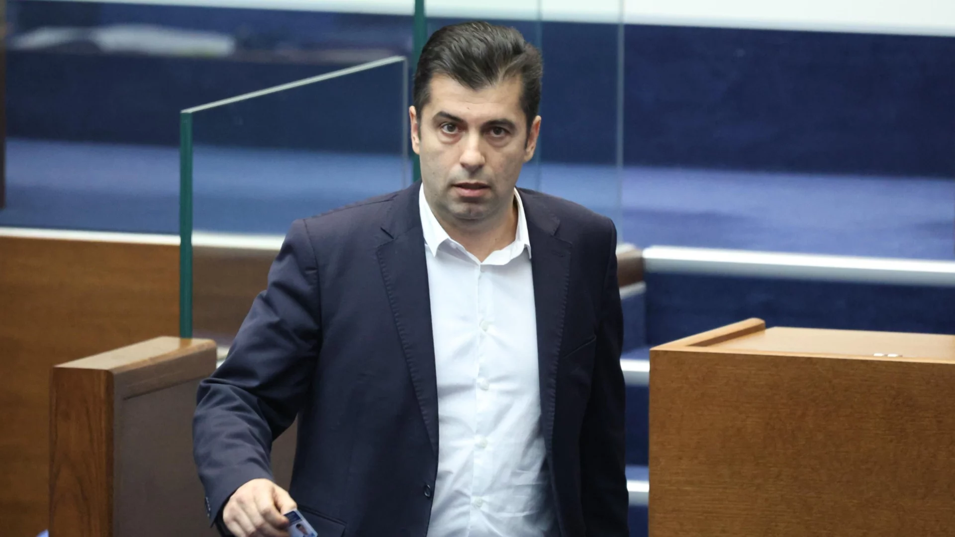"Кирил Петков ме заплаши с цялата мощ на ПП и с духовно унищожение": Районен кмет пред bTV