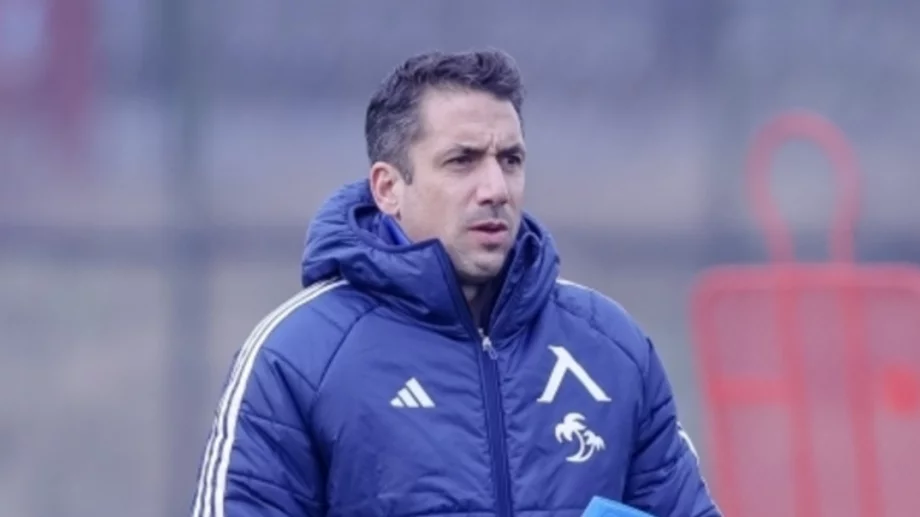 Поредно главоболие за Веласкес преди втората контрола на Левски