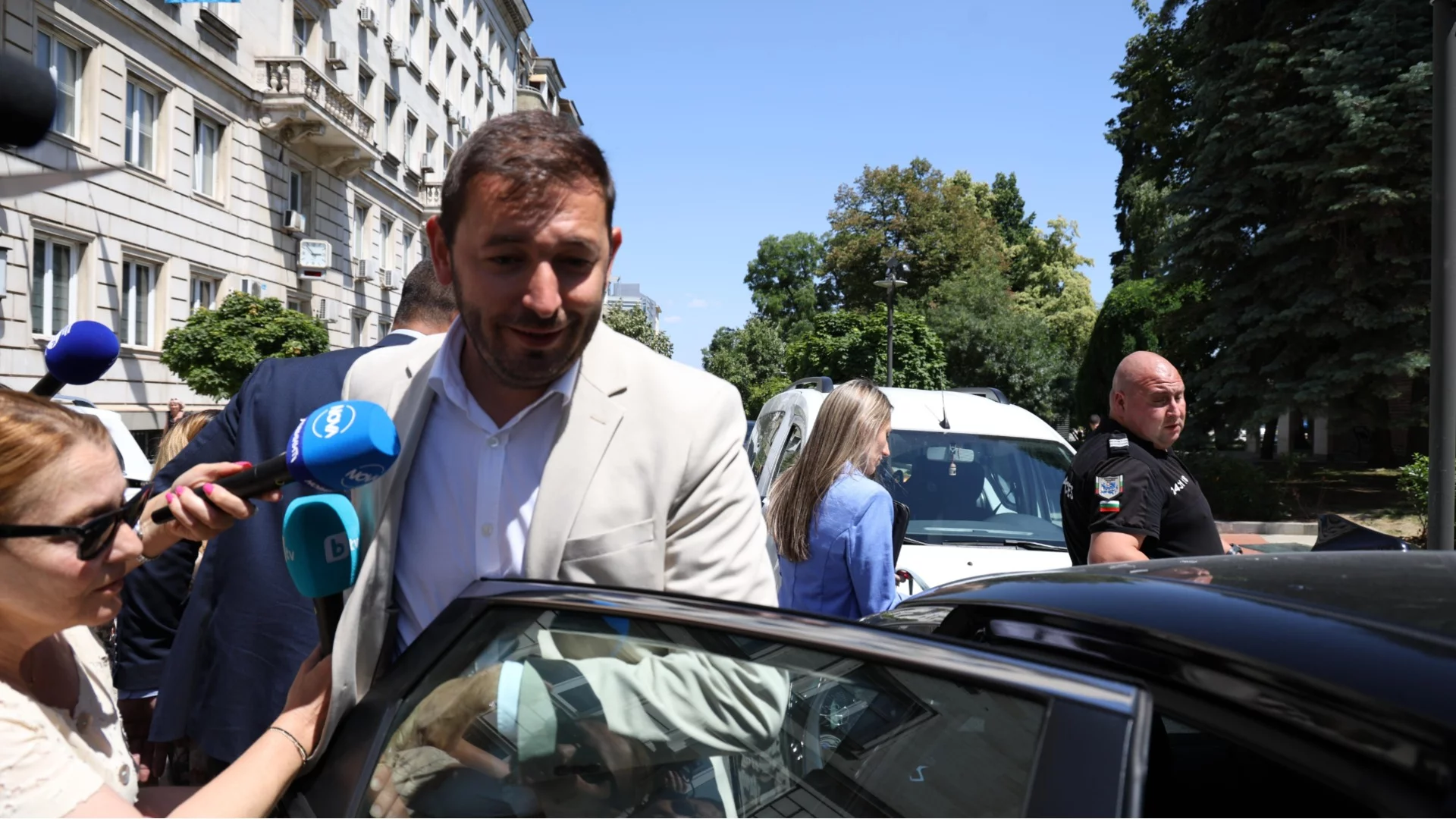 След ареста и акцията в Столична община: Барбутов подаде оставка като зам.-кмет